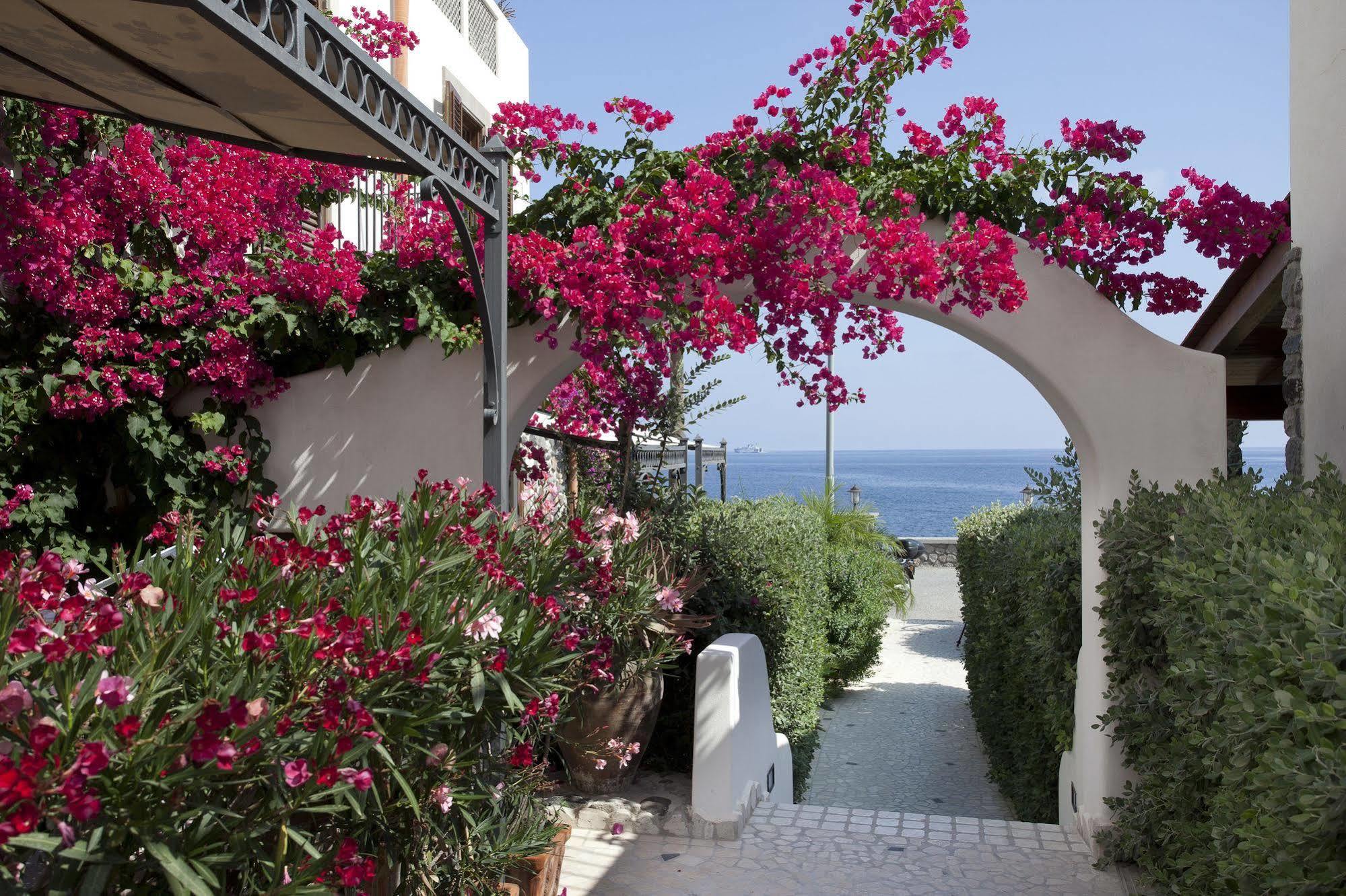 Hotel Residence Acquacalda Lipari  Dış mekan fotoğraf