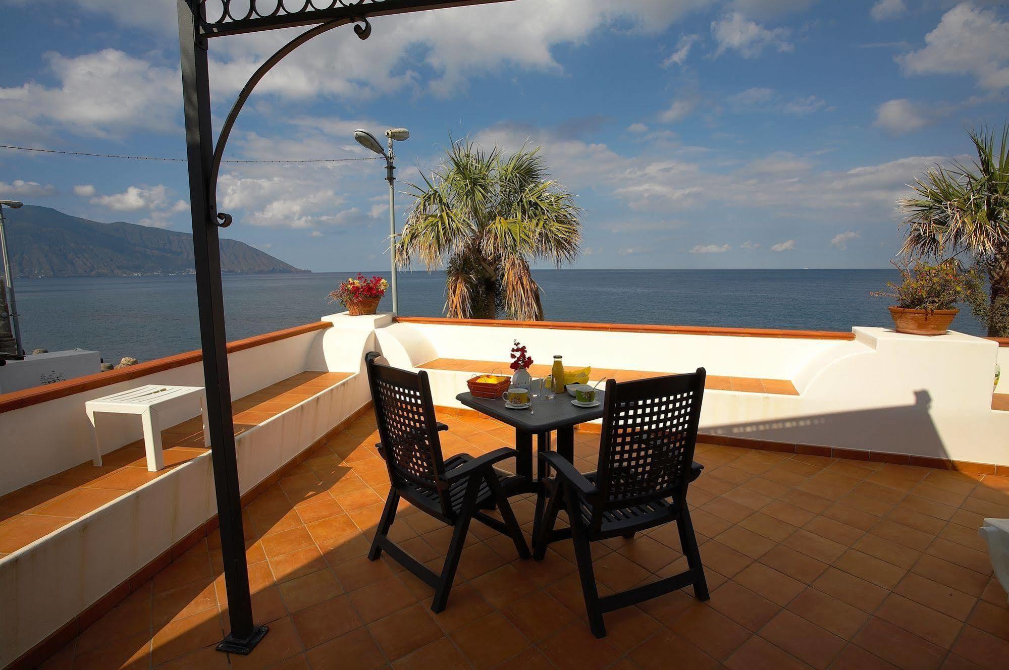 Hotel Residence Acquacalda Lipari  Dış mekan fotoğraf
